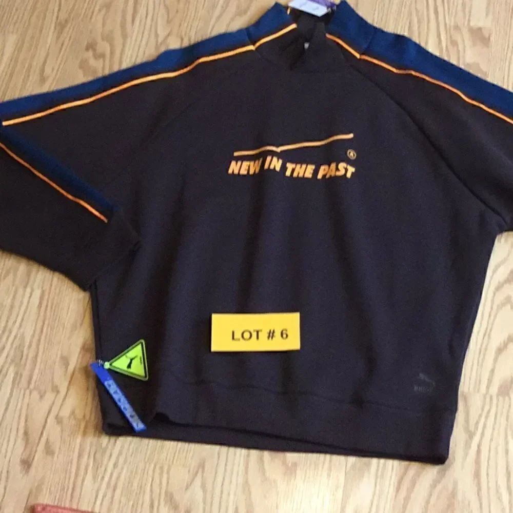 NWT PUMA sweatshirt in brown with blue & orange